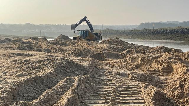 Petition · Cease Sand Mining Operations on Hayle Beach Immediately - United Kingdom · Change.org Started 31 August 2024 Petition · Cease Sand Mining Operations on Hayle Beach Immediately - United Kingdom · Change.org Started 31 August 2024